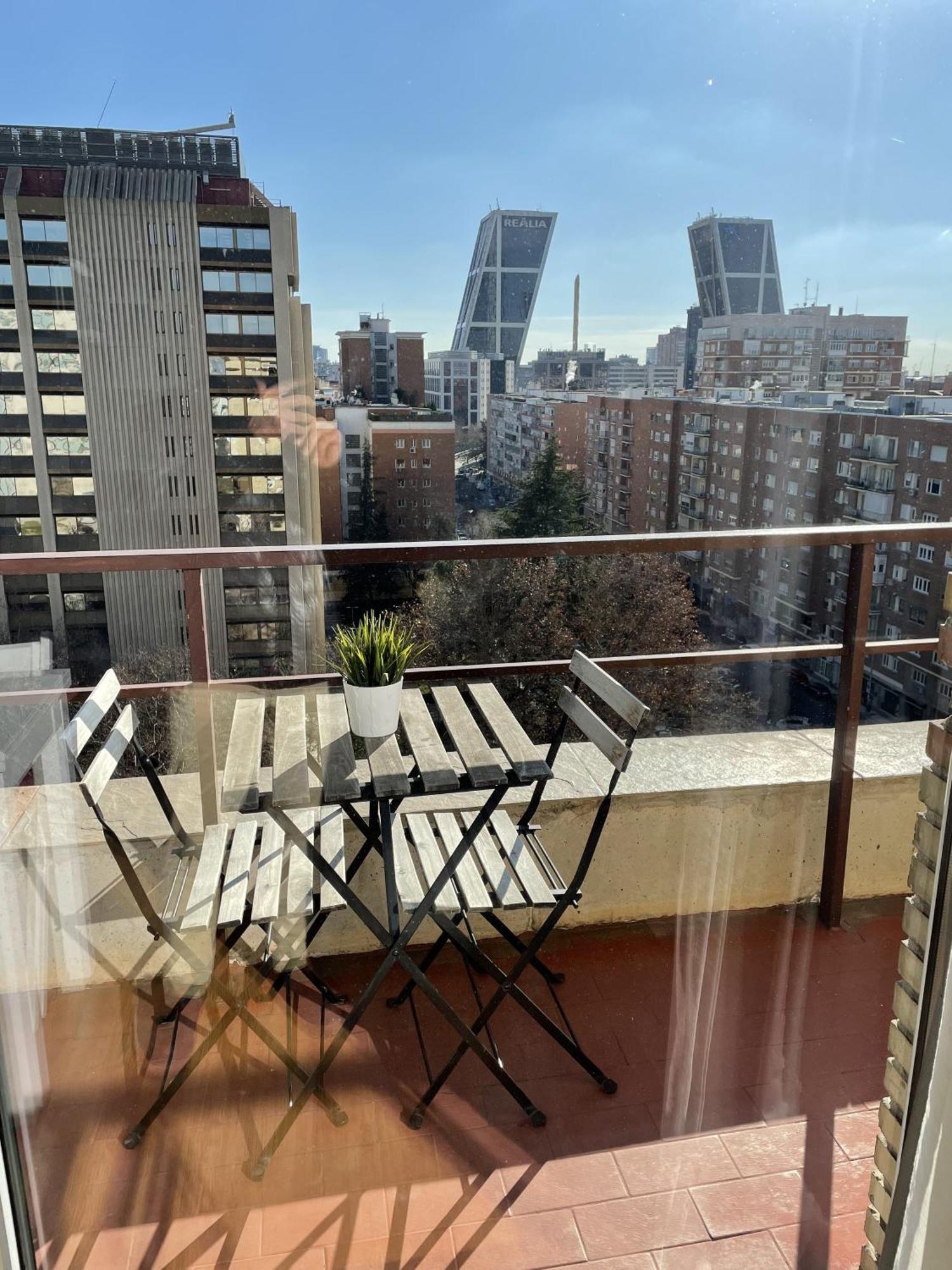 Apartamento Calle Mauricio Legendre マドリード エクステリア 写真